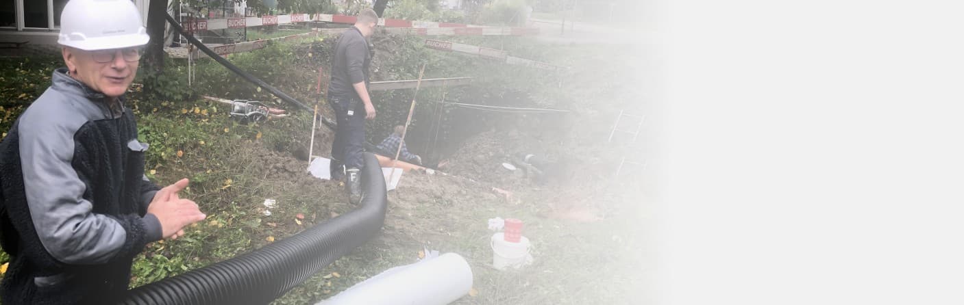 Flexible
district heating pipes with
PEX or stainless steel corrugated pipe